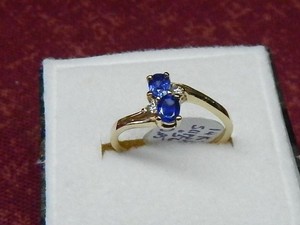 14KY GOLD BLUE SAPPHIRE & DIAMOND RING