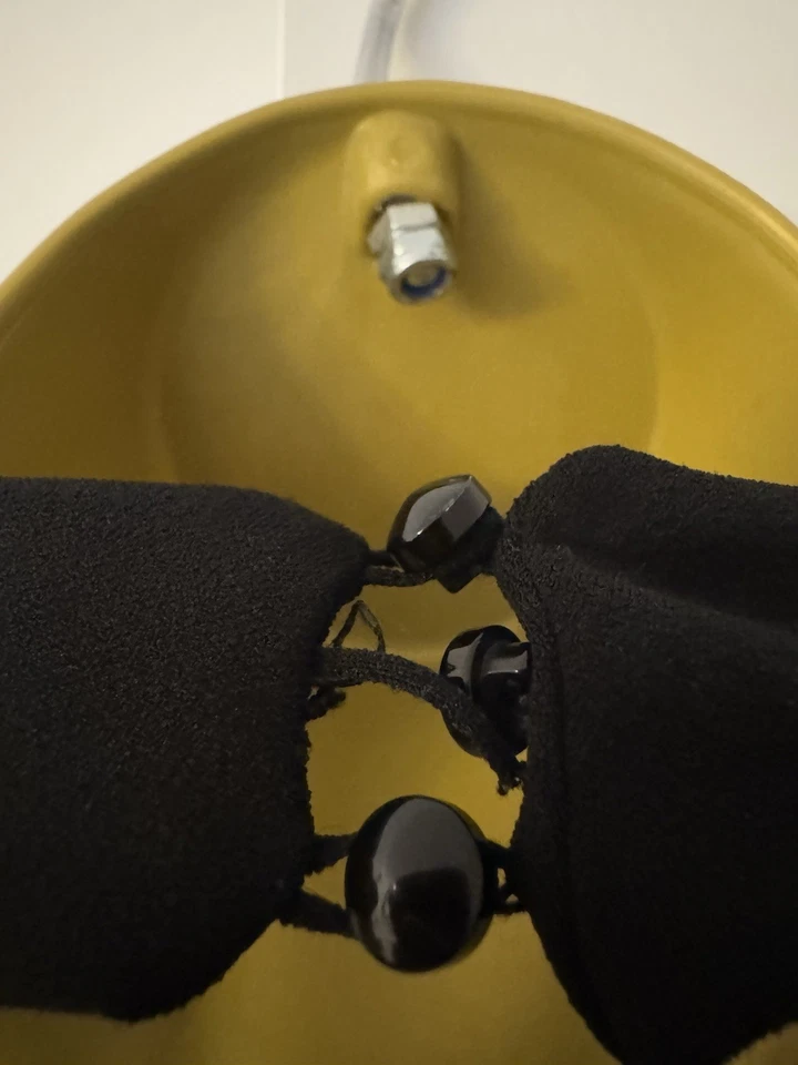 Vestido midi monocromo de ASOS - Talla 12, top peplum cuello halter, falda totalmente forrada Foto 4 de 4