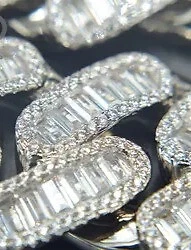 VVS Baguette Moissanita Helado Forma de Píldora Miami Eslabón Cubano Cadena Collar Foto 3 de 4