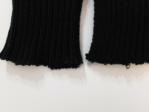 Sundry Womens Black and Cream Heart on Elbow Knit Sweater Sz 1 Cotton Blend - Picture 4 of 5