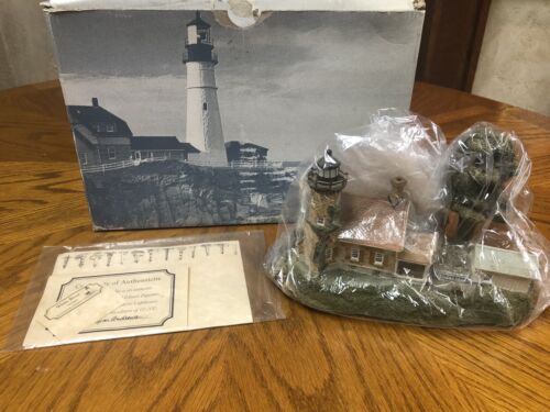 Phare Harbour Lights White River Michigan 1996 #226 COA avec boîte - Photo 1/17