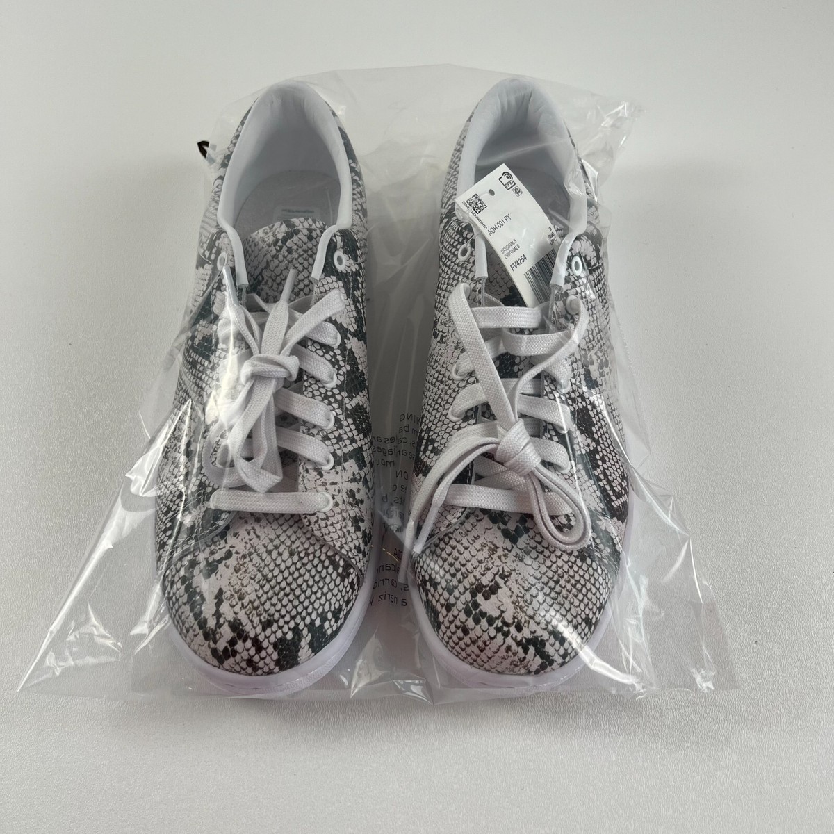 2020年製 adidas×HYKE AOH-001 PY パイソン柄