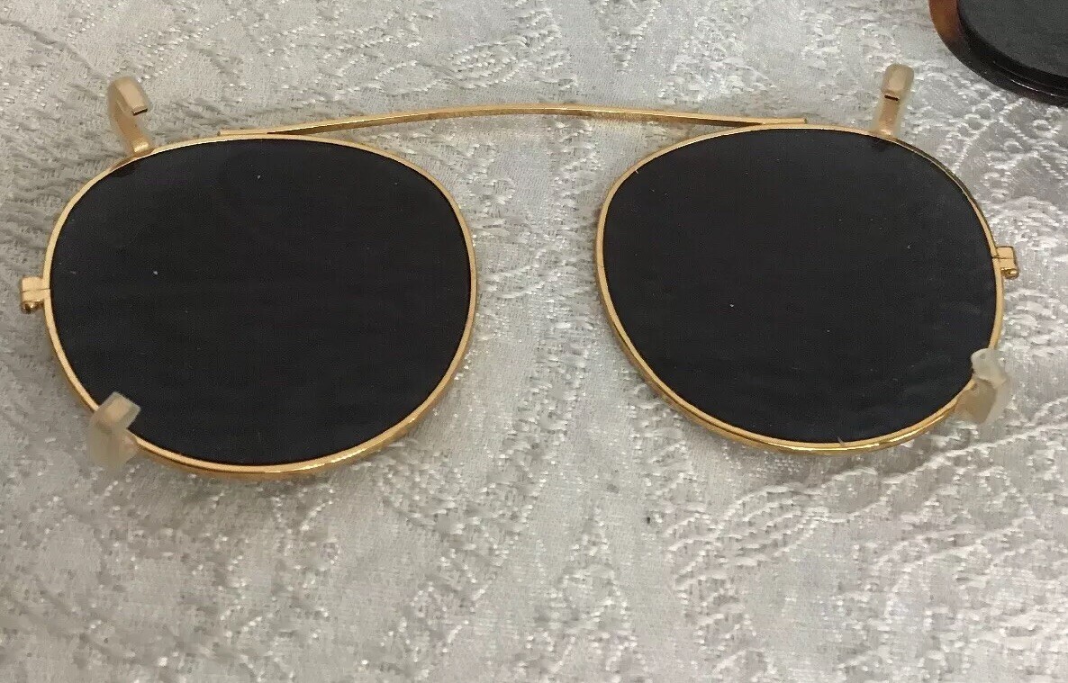 Finley & Co Sunglasses Black With Extra Clip On Mirror lens Finley & Co Sunglasses Brown Tortoiseshell With Extra Clip  main image 3