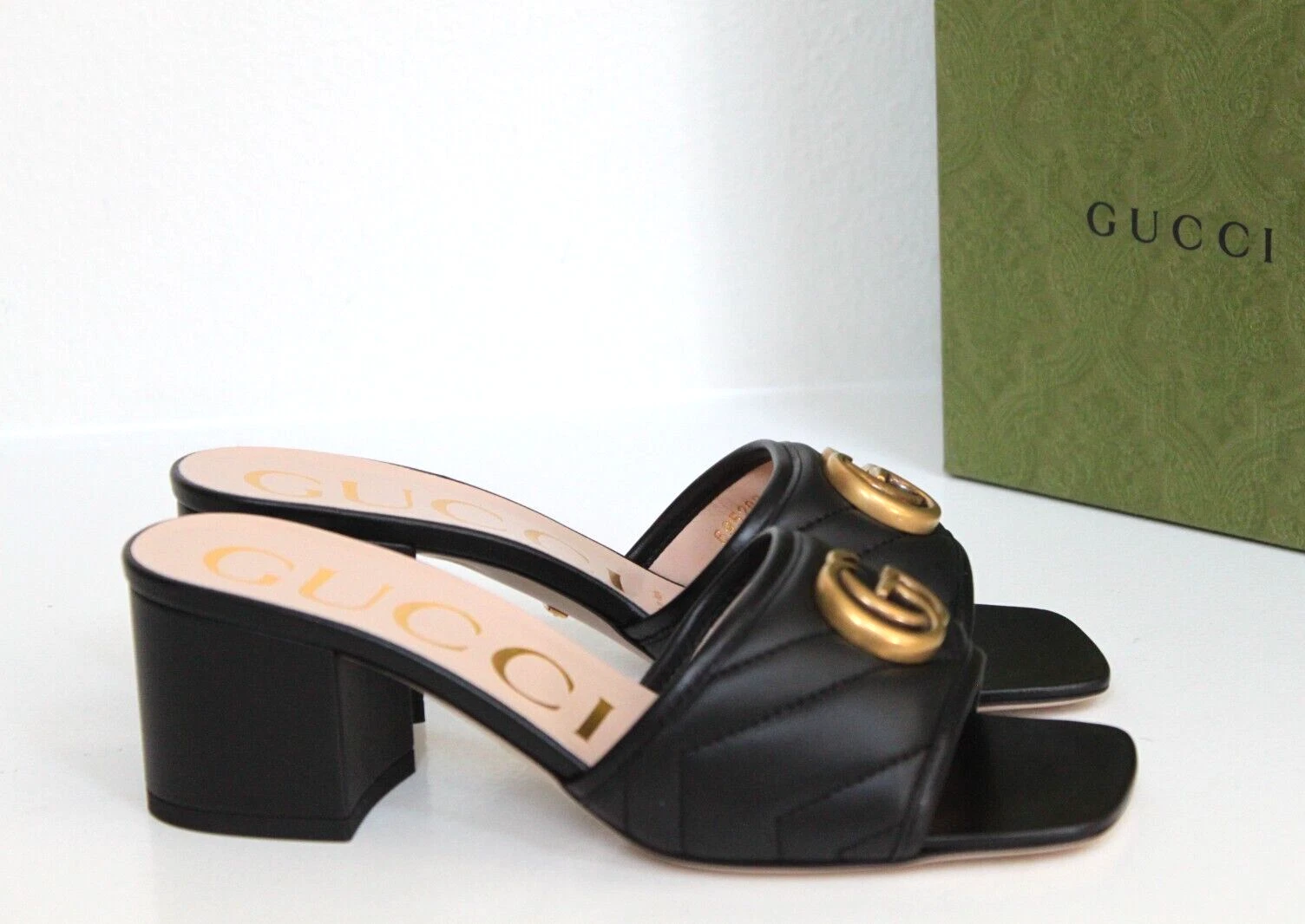 Sandales à talons bas Gucci pointure 6/36 logo cuir noir GG mule slide