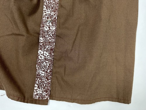 Camicia western vintage anni 70 fatta a mano uomo M marrone bordo floreale cane orecchio collare DIFETTO - Foto 10 di 20