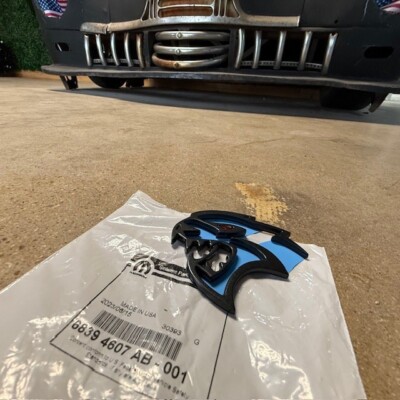 19-20 DODGE CHALLENGER HELLCAT REDEYE EMBLEM BADGE LEFT SIDE OE MOPAR 68394607AB