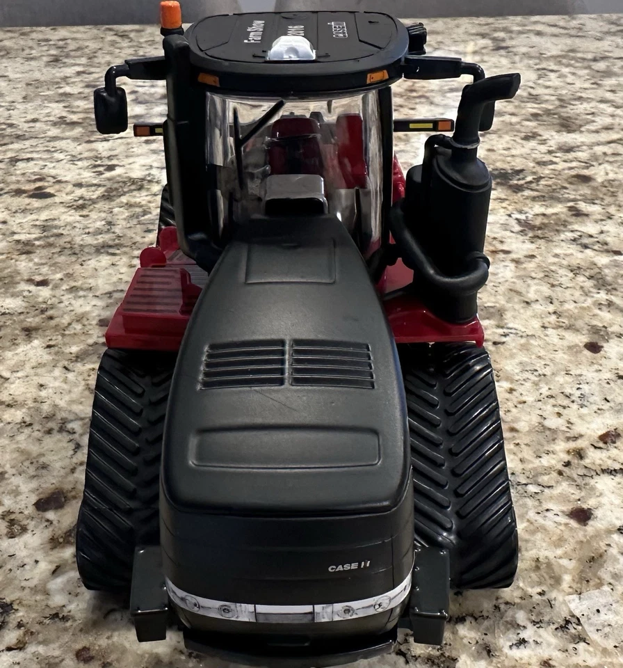 Ertl 2016 Farm Show CaseIH Steiger 620 Quadtrac escala 1/32 Foto 4 de 4