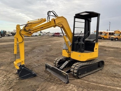 Komatsu PC28UU MINI Excavator RECENT  Tracks and Paint