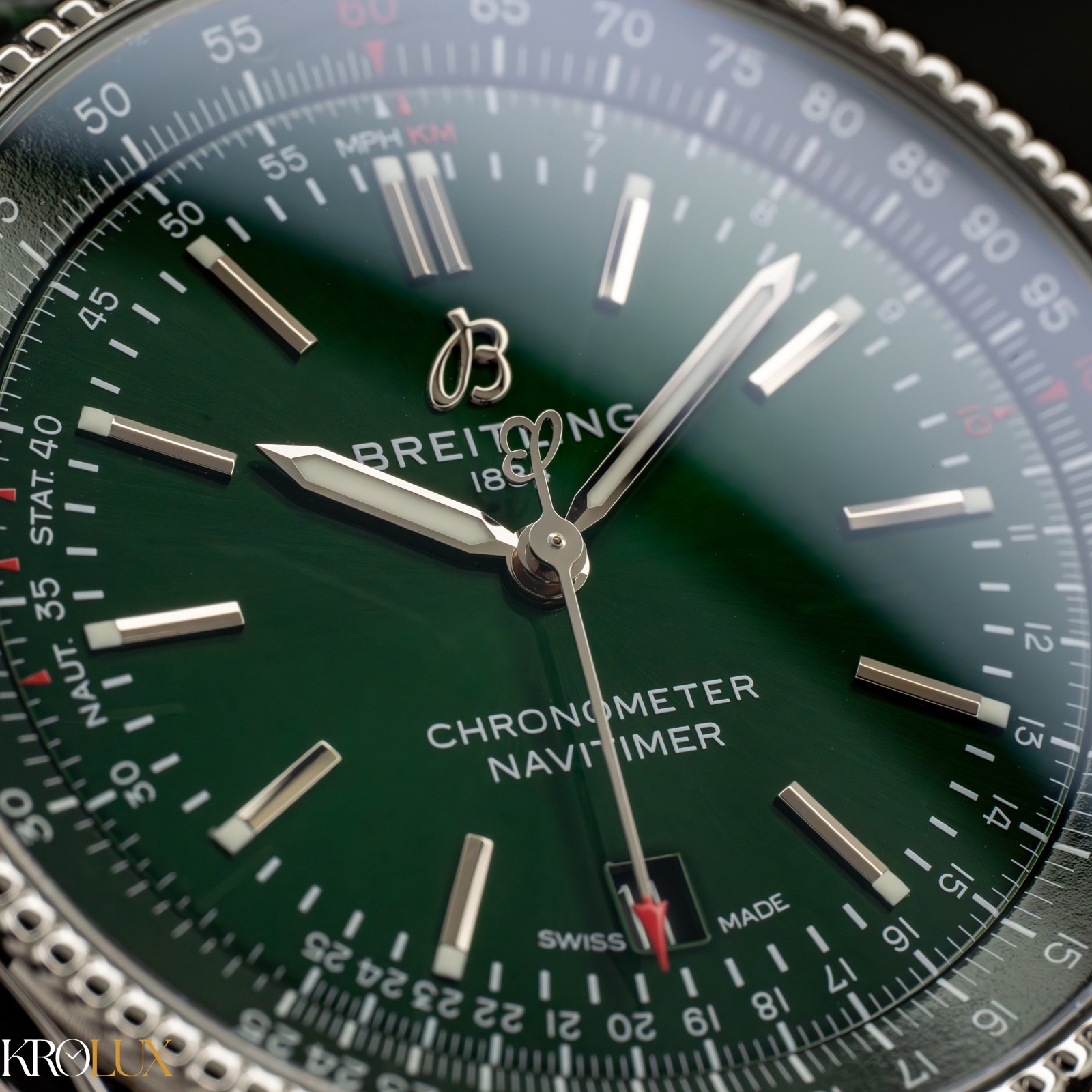 Breitling Navitimer Automatic 41 Green Dial A1732… - image 13