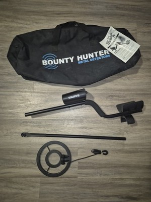 Bounty Hunter Tracker IV Metal Detector w/ 8'' Coil Carry Bag & Owner s Manual