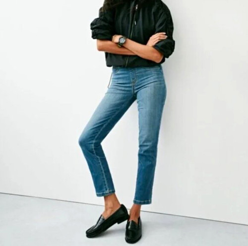 SPANXshape EveryWear Straight Leg Jeans, Vintage Indigo, Size SP, NWT