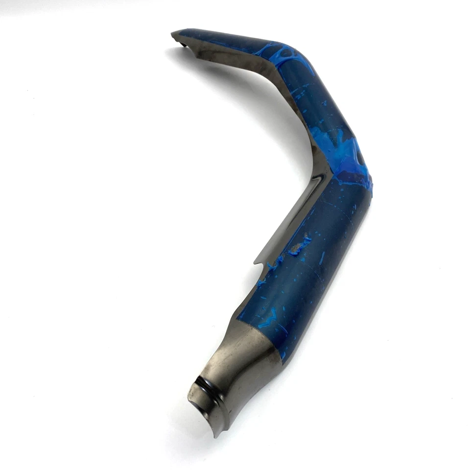 Protector térmico escape delantero CVO 17-24 Touring OEM Harley 65400668 cromo quemado Foto 3 de 4