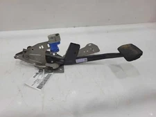 2103 - 2016 Ford Escape Brake Pedal Assembly w/ Bracket OEM AV612467BE