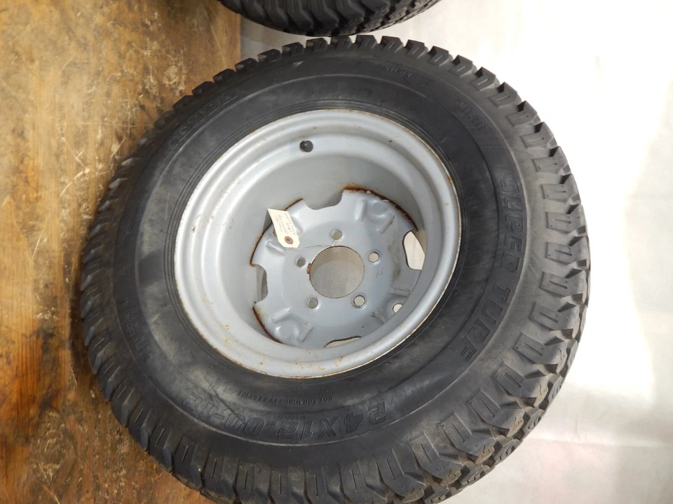 OEM Simplicity Prestige 1694618 conjunto de DOIS pneus traseiros/aro 1 1726489SM - Imagem 3 de 4