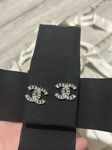 Brand New Chanel CC Logo Studs earrings With Crystal - Picture 2 of 6