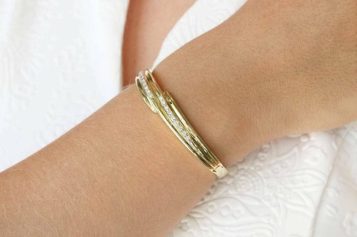 1.00 Ct Simulated Round Cut Diamond Wedding Bangle Bracelet Yellow Gold plated - Picture 2 of 4