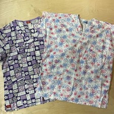 Set of 2 Scrub Tops Small HV 