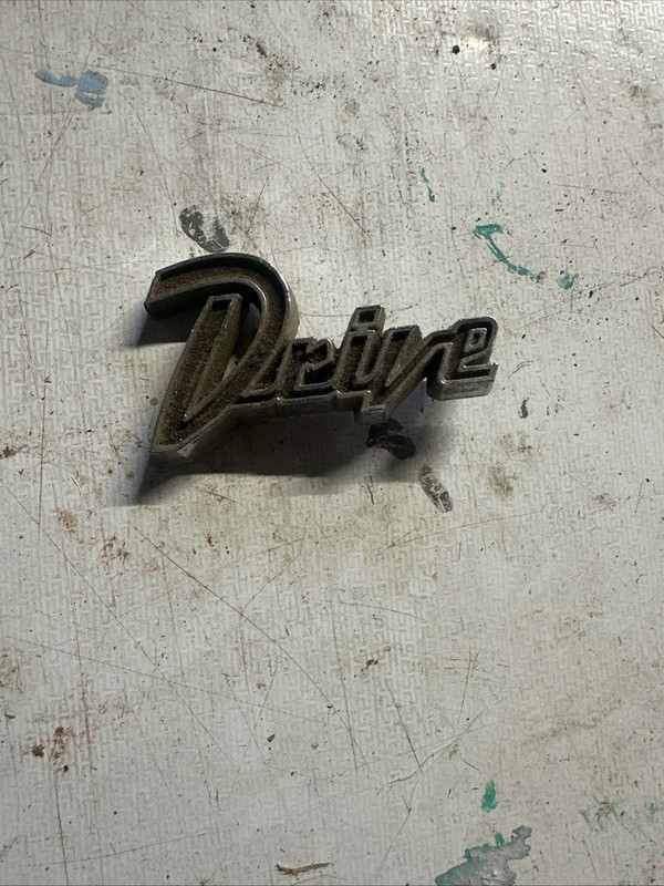 CH96 Subaru Deluxe Rear Deck Emblem Vintage 1969-71 SUBARU 360