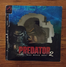 Palisades Toys Predator Mini Resin Bust Collectible Sci-Fi & Horror