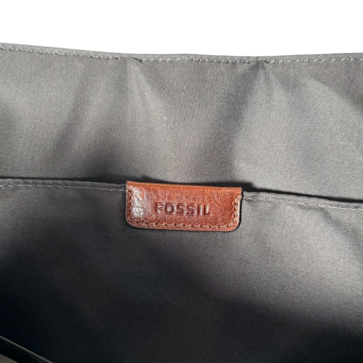 Fossil Buckner Messenger Laptop Bag Unisex Brown Leather
