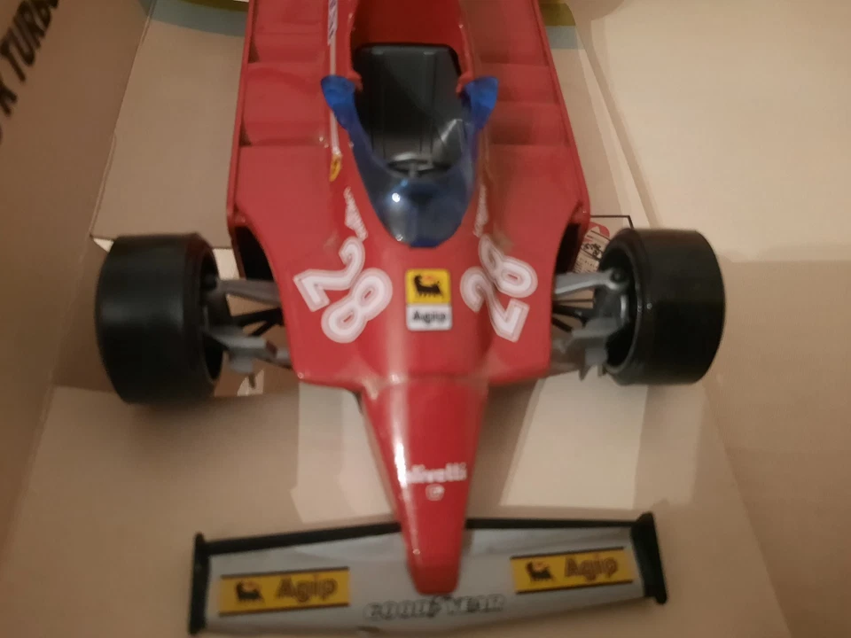 Burago BBurago Ferrari 126 CK K Turbo #28 Didier Pironi 1981 1/24 6101 - Immagine 4 di 4