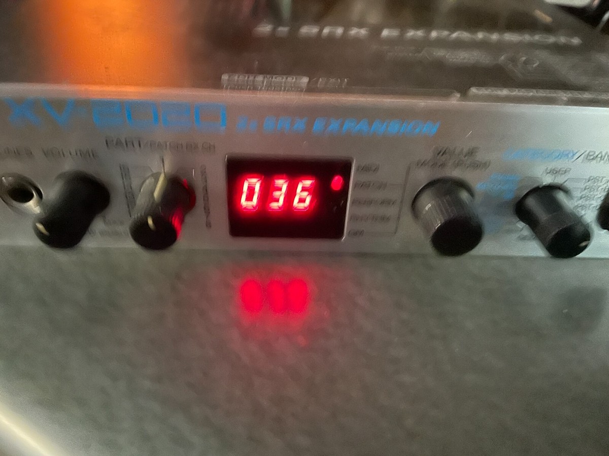【動作確認済 希少品 名機】Roland ローランドXV-2020 AC電源付き 動作確認済 希少品 名機】Roland ローランドXV-2020 AC電源付き