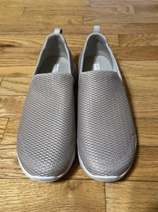 skechers goga max slip on
