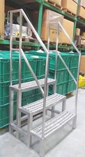 Food Service Industry Stainless Steel Stairs Multi-Purpose /Sanitary Locations