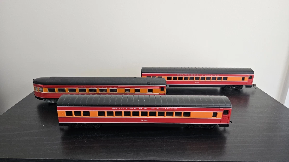 Con-Cor HO with Vintage Model Railroad Passenger Cars for sale | eBay