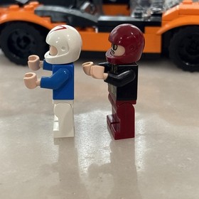 LEGO SPEED RACER #8158 SPEED RACER AND SNAKE OILER. SUPER RARE WOW