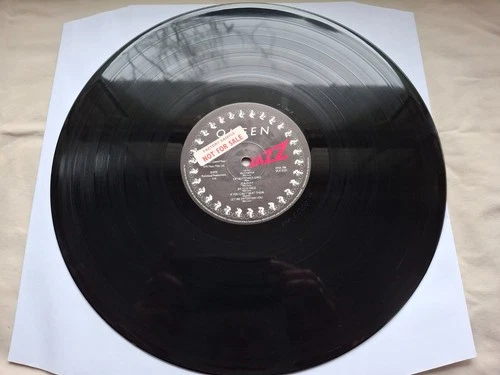 QUEEN JAZZ  Original UK 1st press *FACTORY SAMPLE* 1978 UK LP  MINT-  & POSTER