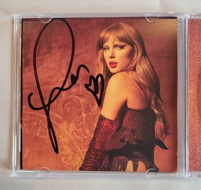 DOUBLE HEART Taylor Swift The Life Of A Showgirl Signed CD #3 Rare Signature