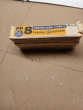 Vintage GE Photoflash lamps PH8, 4 in box