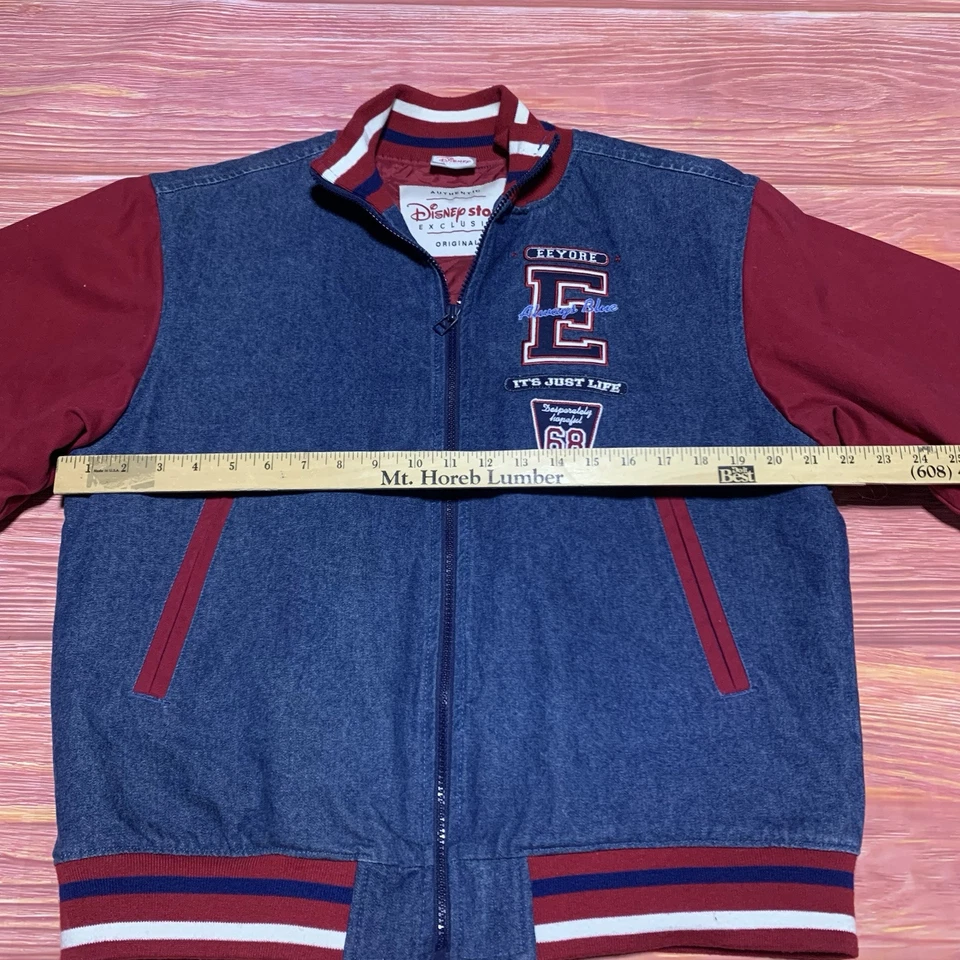 Chaqueta de bombardero universitaria vintage Disney Eeyore para hombre pequeña denim con cremallera acolchada forrada Y2K Foto 4 de 4