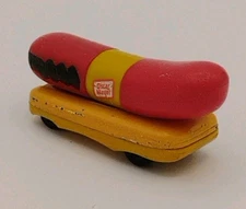 Vintage 1993 Hot Wheels Oscar Meyer Weinermobile 1:64 Diecast Vehicle 