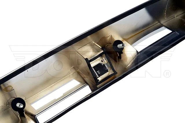 Borde de manija de puerta levadiza Dorman 97943 para Nissan Pathfinder Foto 4 de 4