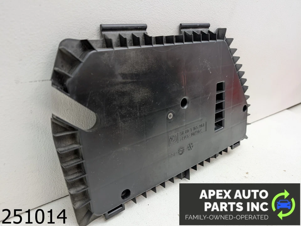 OEM 2002-2005 BMW 745Li 4.4L TRUNK PARKING BRAKE COVER - Image 3 of 4