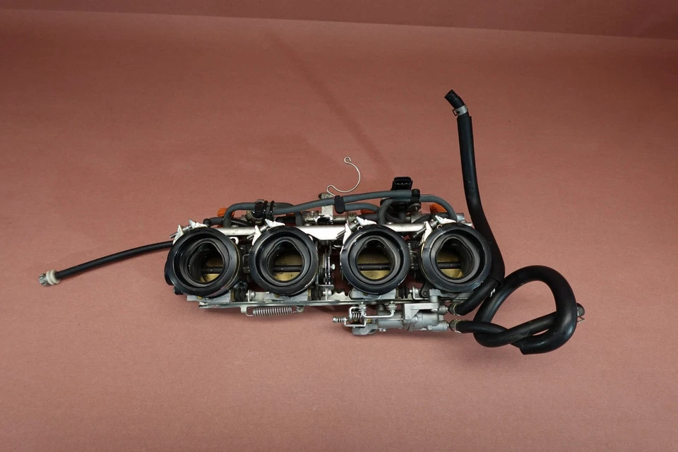 07-12 2007 Yamaha FJR1300 FJR 1300 carrocería del acelerador Foto 4 de 4