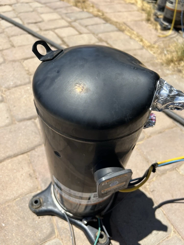 COPELAND SCROLL COMPRESSOR model  ZP51K5E - PFV - 830 year 2016 - 220v single ph - Image 3 of 4