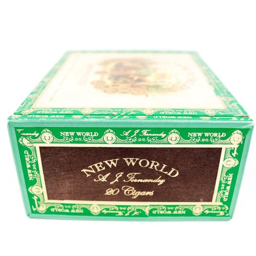 Caja de cigarros de madera vacía New World corta robusta Camerún 5,5" x 4,5" x 2,5" - Imagen 8 de 12