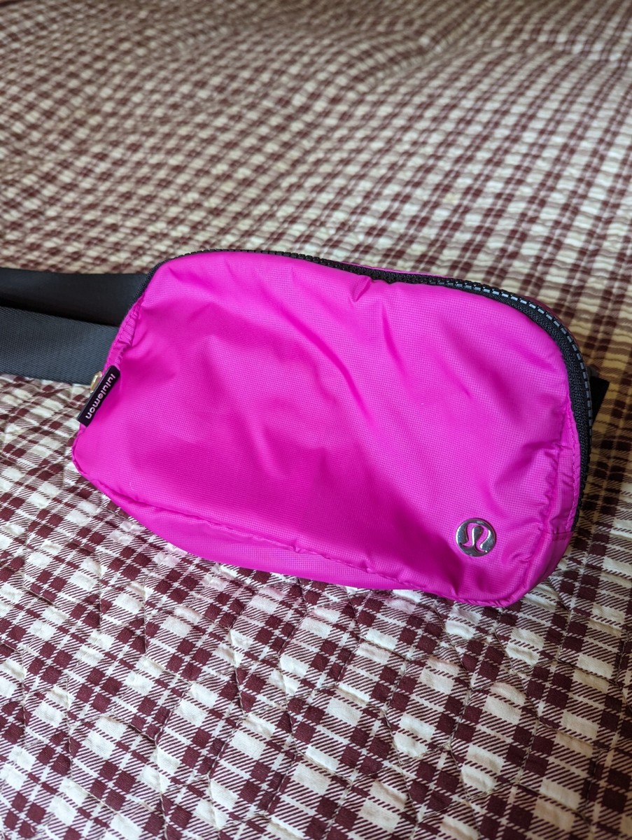 lululemon back to calss backpack Amazon.com | Lululemon Athletica New Crew Backpack (Black)