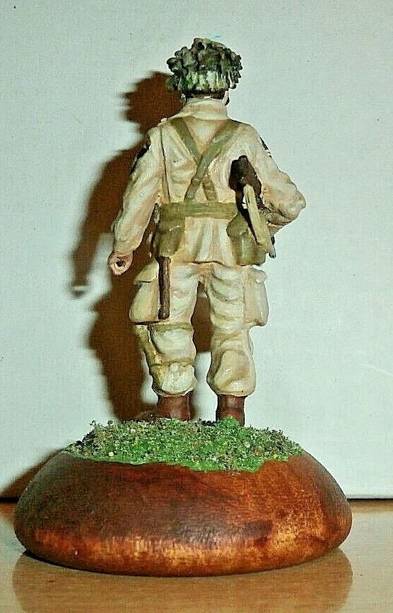 70mm ? US Army 101st Airborne Screaming Eagles painted- ALL METAL - Image 2 of 4