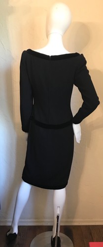 VINTAGE 1980's VALENTINO NIGHT Black Crepe & Velvet Cocktail Evening Dress 6 - Picture 7 of 9