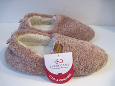 EverFoams Women Soft Curly Full Slippers Memory Foam Lightweight Size 7/8 NEW