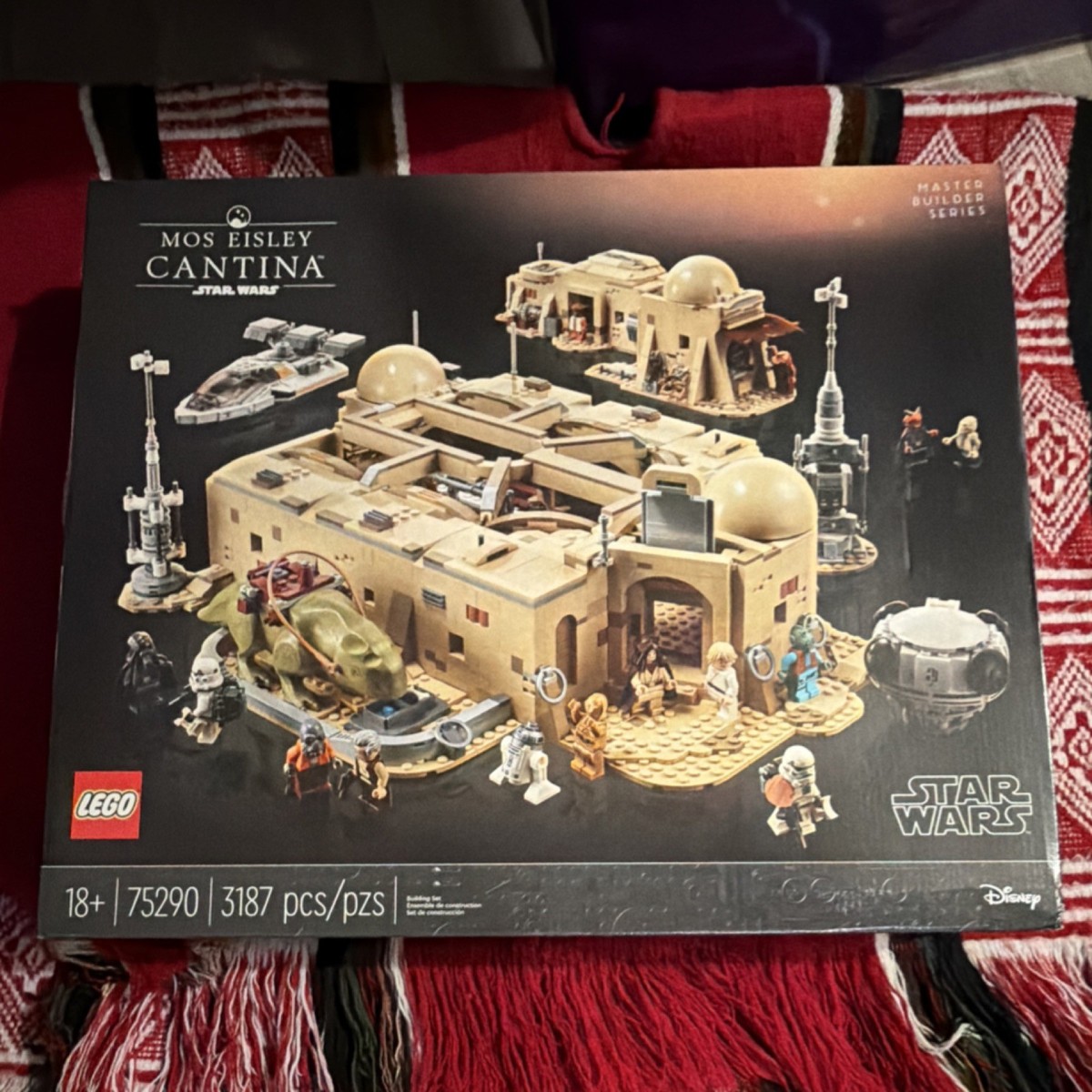 LEGO Star Wars Mos Eisley Cantina 75290 Set 3187 Pieces Obi-Wan