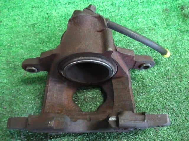 GM Cadillac fleetwood 1995 E-AD25B Front Left Caliper [Used] [PA73472246] - Изображение 4 из 4