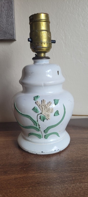 Vtg Painted/Applied Floral Relief Ginger Jar Glass Lamp Applique Country Chic