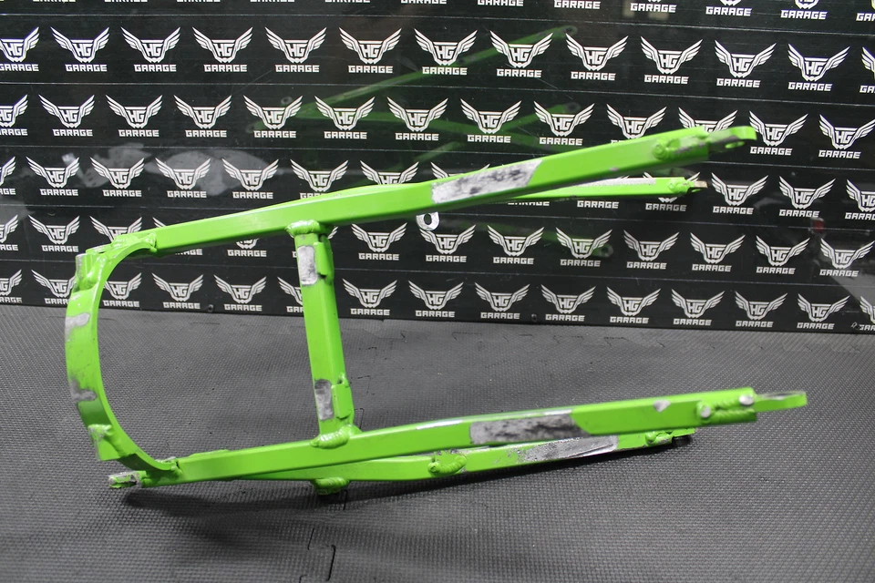 2002 川崎 99-02 KX125 KX250 原始设备制造商后背低音框架 SUBFRAME RAIL STRAIGHT — 第 3/4 张图片