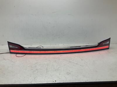 2019 2020 2021 2022 2023 LINCOLN NAUTILUS REAR CENTER FULL LED TAILLIGHT OEM