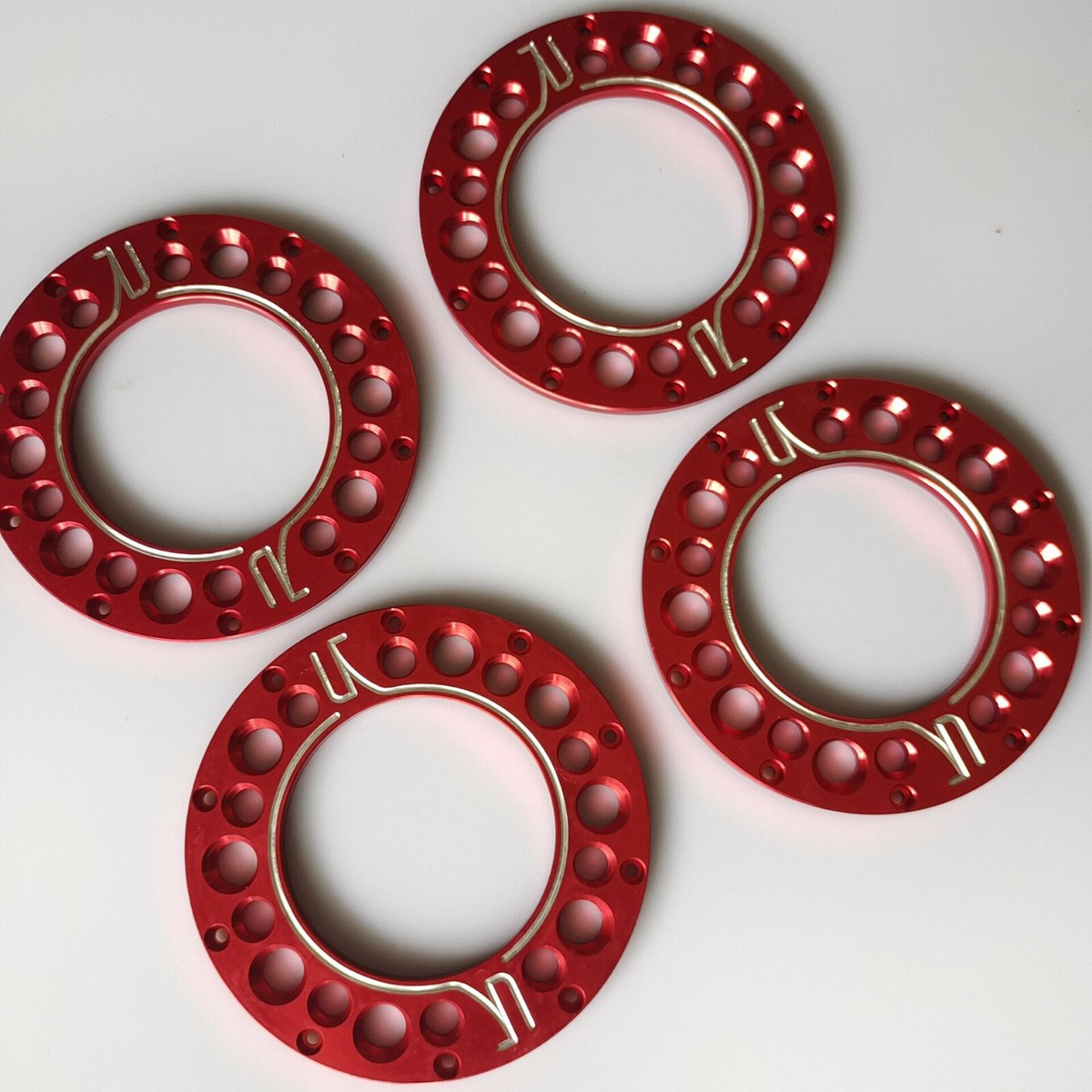 五十鈴　BC420SSS GUT-RING Amazon.com : SUGINO Zen 144W/HEADER 49T Chain Ring, Black